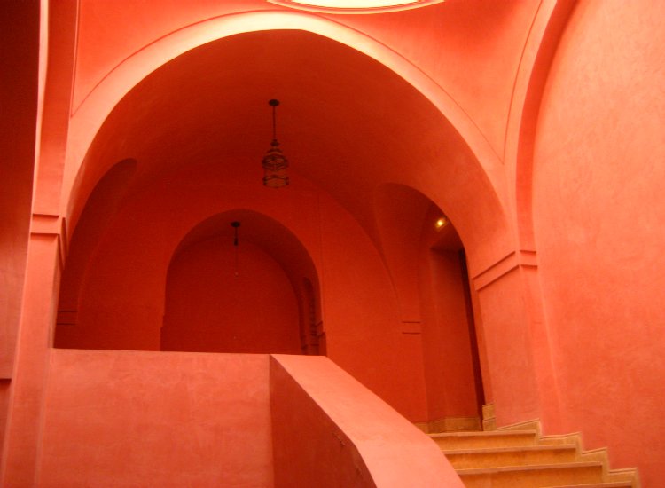 Escalier Théâtre Royal Marrakech - reiki-formation