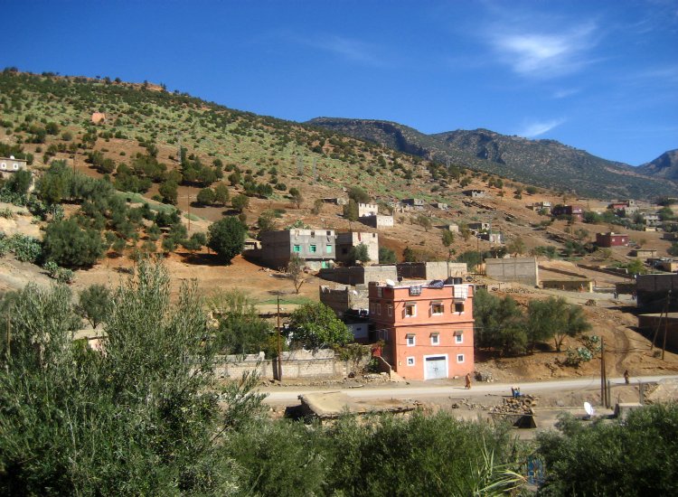 Habitations de la région de Tilouguit © reiki-formation Tilouguit Haut-Atlas Maroc - reiki-formation